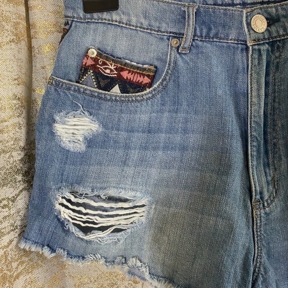 GARAGE Light Blue Wash High Waisted Distressed Festival Short Jeans Size 11 - Picture 3 of 11